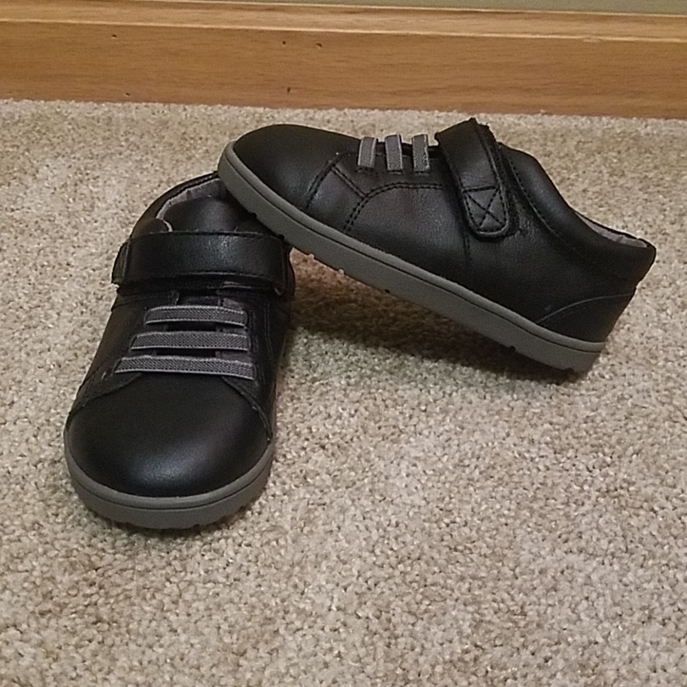 New Tucker + Tate size 7W toddler shoes